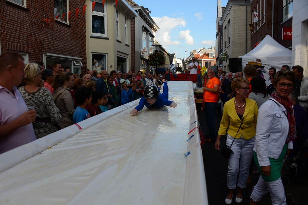 ../Images/Donderdag kermis 110.jpg